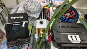 ◆Raymarineオートパイロット【ACU100】